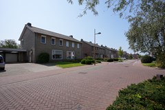 buiten voozijde straatbeeld.jpg